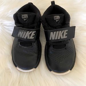 Nike Team Hustle Sneakers High Top